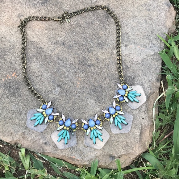BaubleBar Jewelry - Baublebar blue stone statement necklace BaubleBar Jewelry - Baublebar blue stone statement necklace